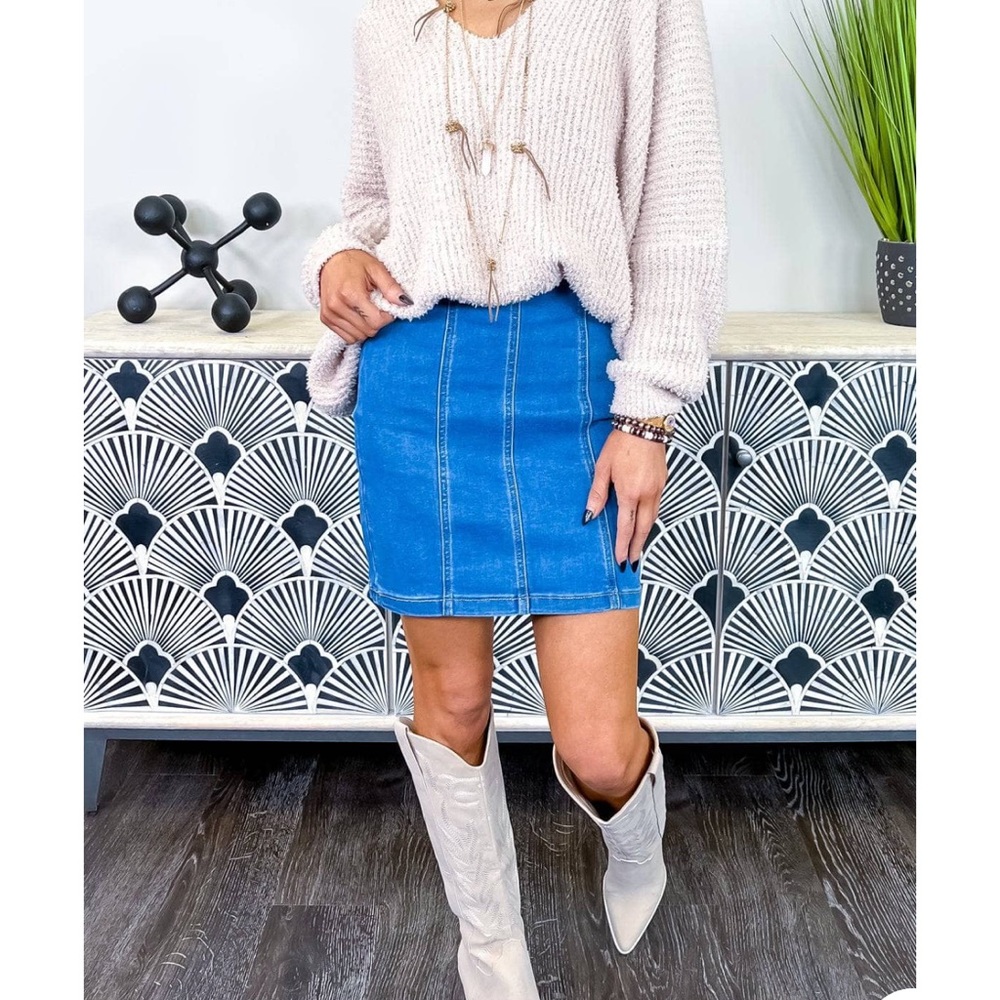 Stretchy high waist denim skirt